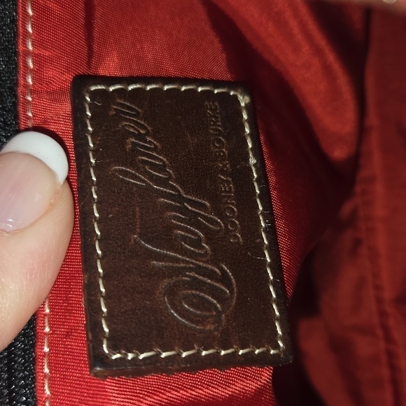 Dooney & Bourke Wayfarer red shoulder bag - Picture 10 of 14